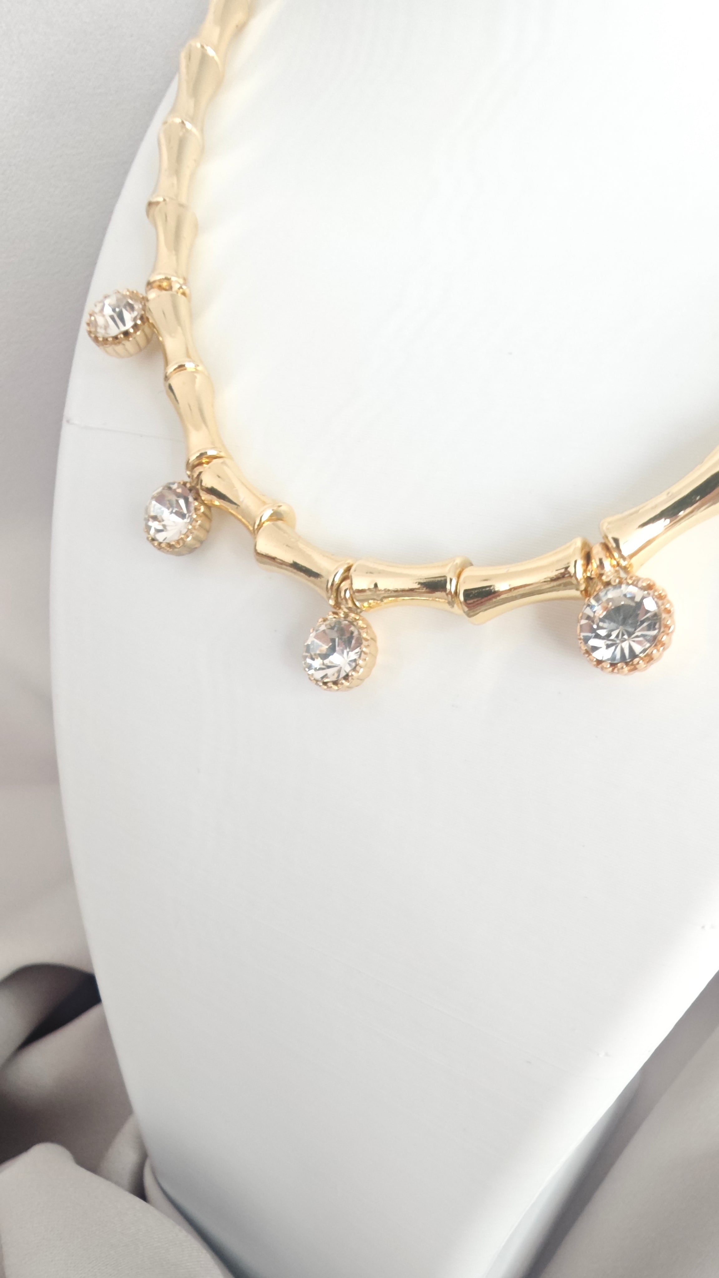 VELUARE EVERYDAY 14K Gold Renk Beştaş Sallantılı Bambu Boru Zincir Kolye