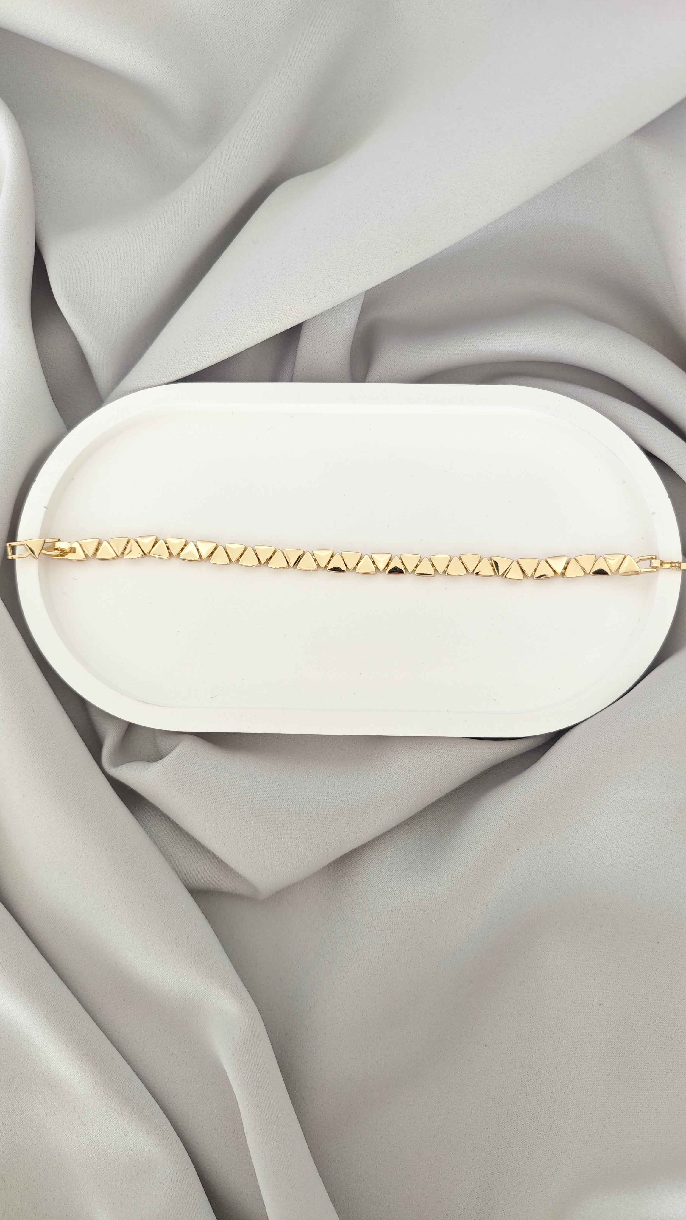 VELUARE Privé 14K Gold Renk Üçgen Model İtalyan Fantezi Bileklik