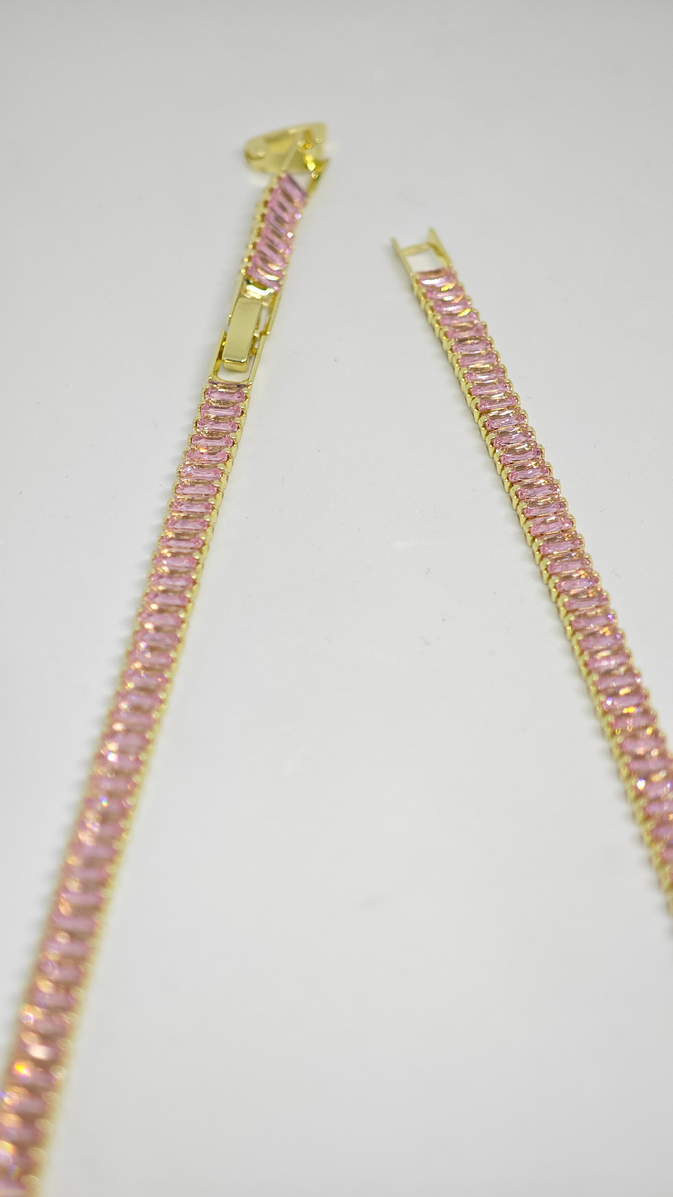 Veluare Diamond Effect Gold-Safir Işıltılı Kesintisiz Pembe Su Yolu Kolye