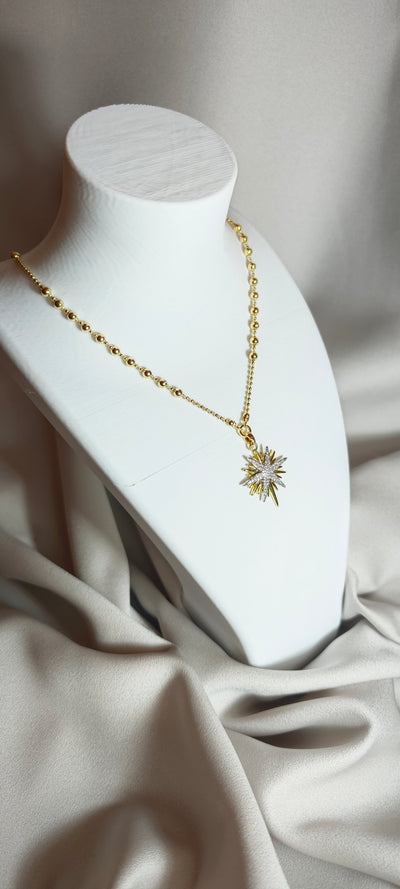 VELUARE ROYAL 14K Taşlı Kutup Yıldızı Dorika Zincir Kolye