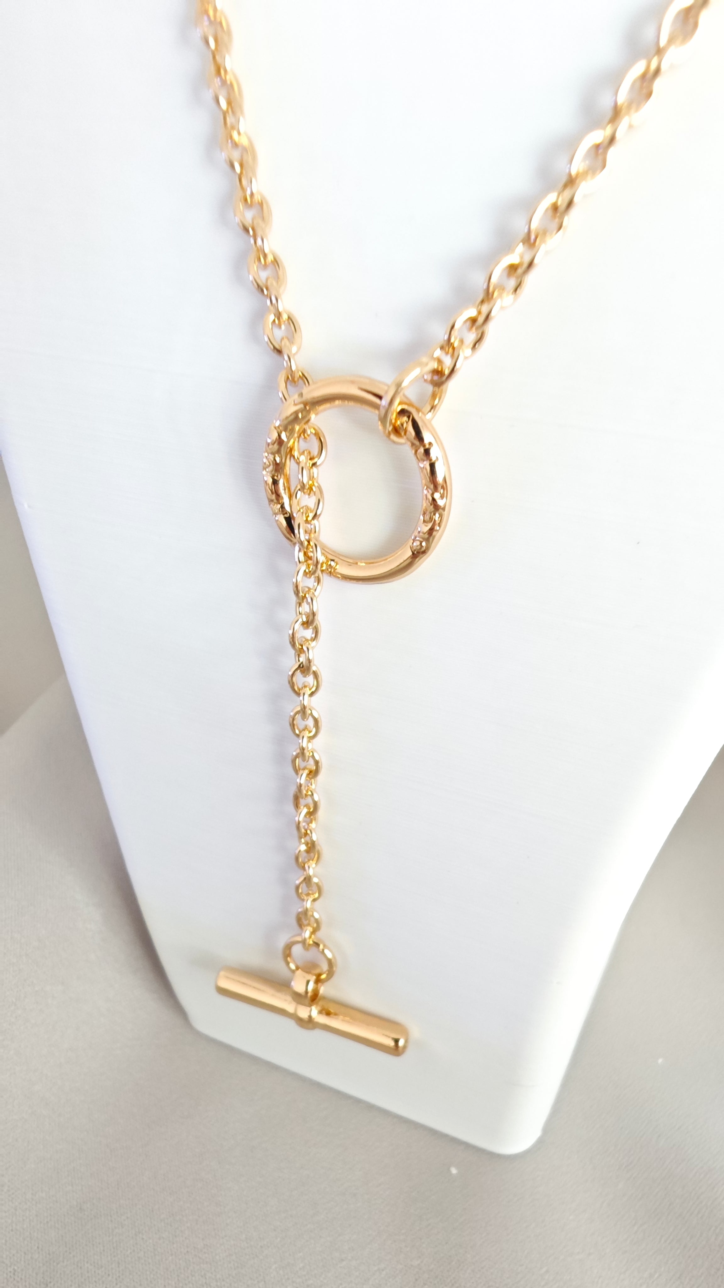 VELUARE EVERYDAY 18K Gold Renk Sarkıtlı T-Toka Gemi Zinciri Kolye