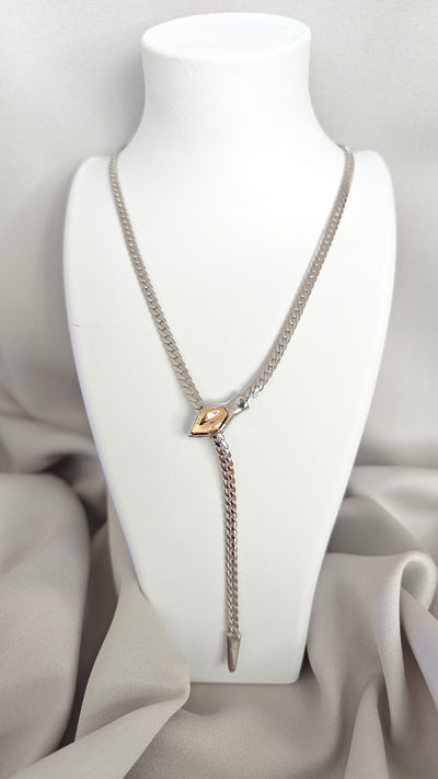 VELUARE EVERYDAY Gümüş Renk 18K Gold Detay Yılan Figürlü Kravat Balıksırtı Kolye