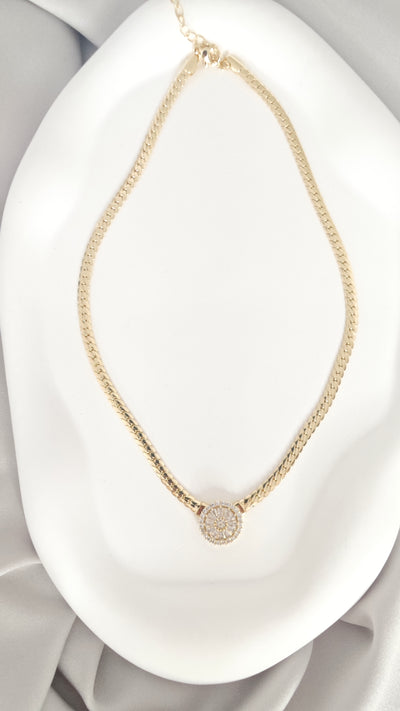 VELUARE EVERYDAY 14K Gold Renk Baget Gül Madalyonlu Balıksırtı Kolye