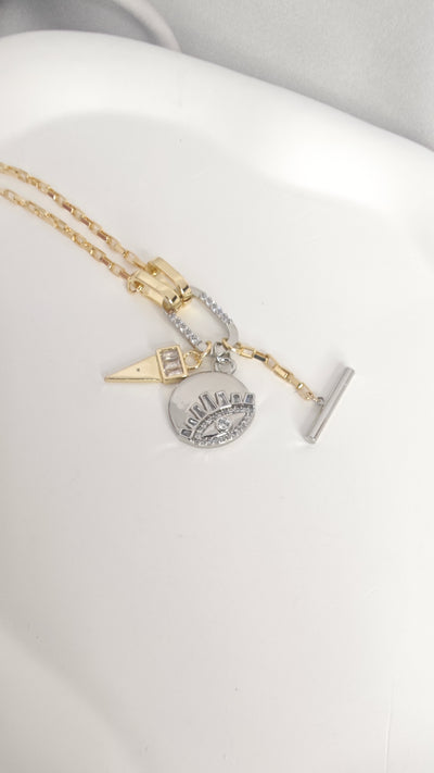VELUARE EVERYDAY 14K Gold Renk Çoklu Tılsım Madalyonlu Kilit Kolye