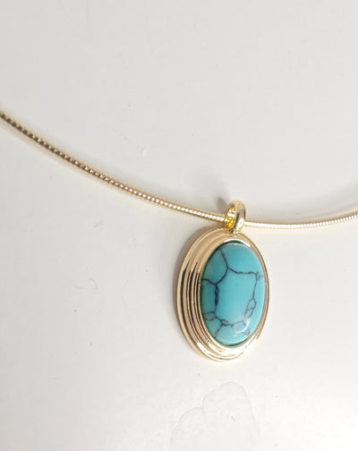 VELUARE EVERYDAY 14K Gold Renk Turkuaz Taşlı Oval Madalyonlu Misina Zincir Kolye