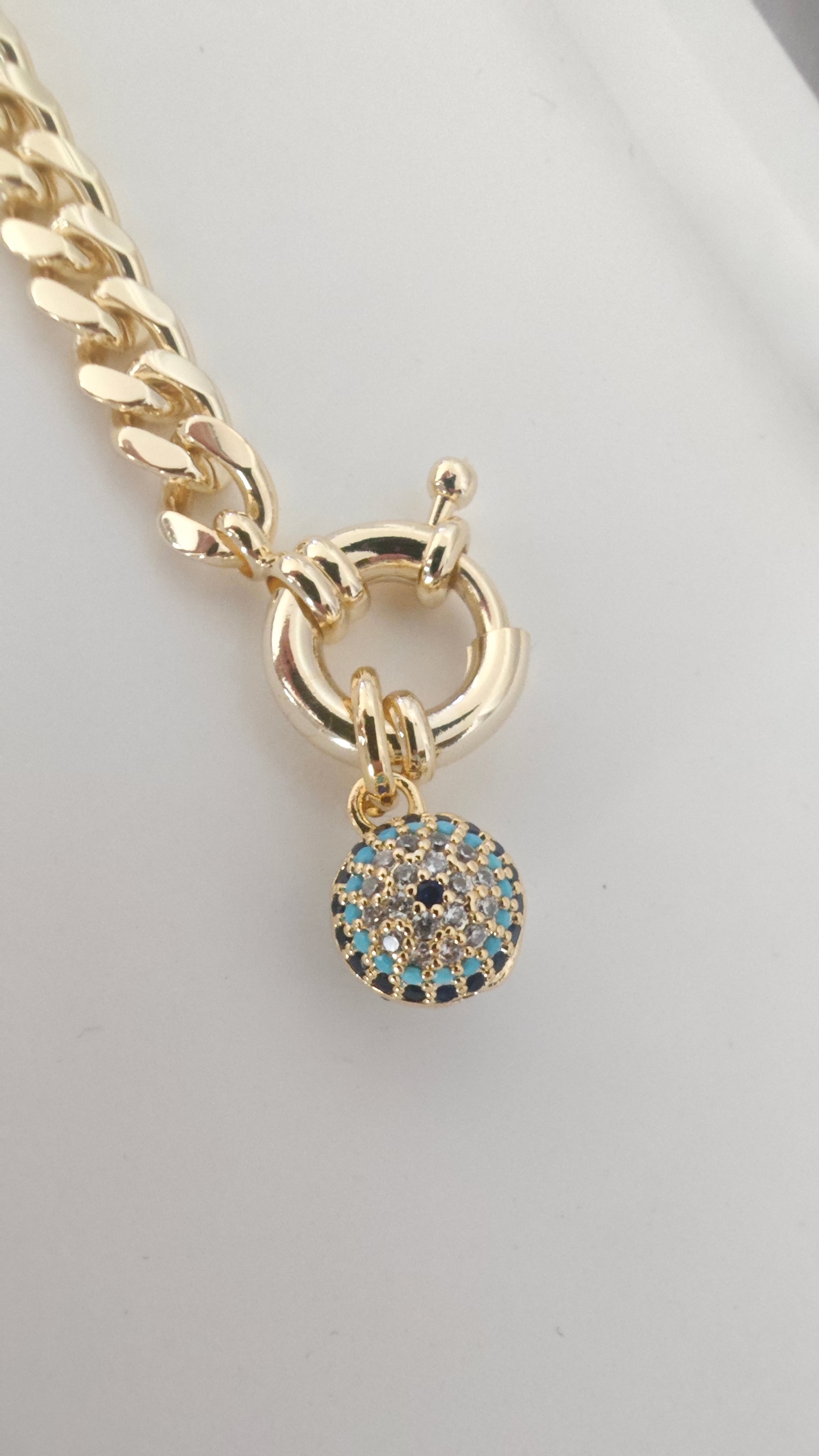 VELUARE ROYAL 14K Gold Renk Göz Küresi Madalyonlu Gemici Kilit Gurmet Bileklik