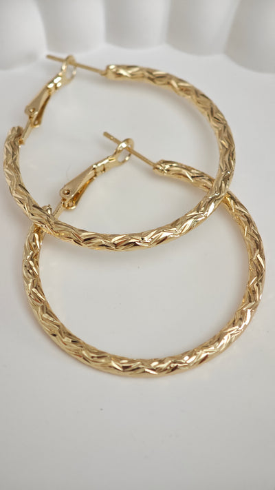 Veluare Privé 14K Gold Büyük Boy Örgü Dokulu Halka Küpe