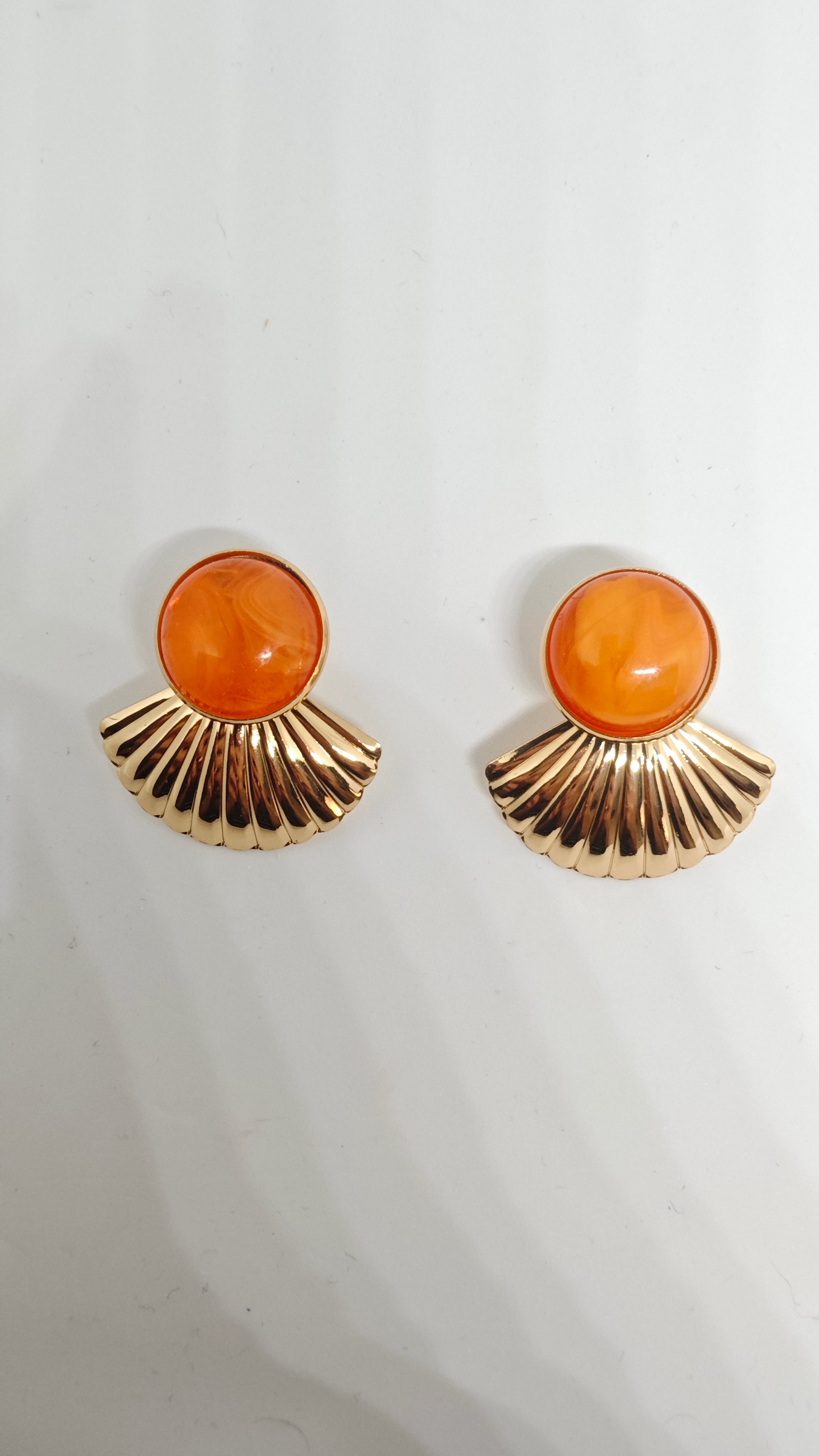 Veluare Privé 14K Gold Turuncu Taşlı İstiridye Küpe