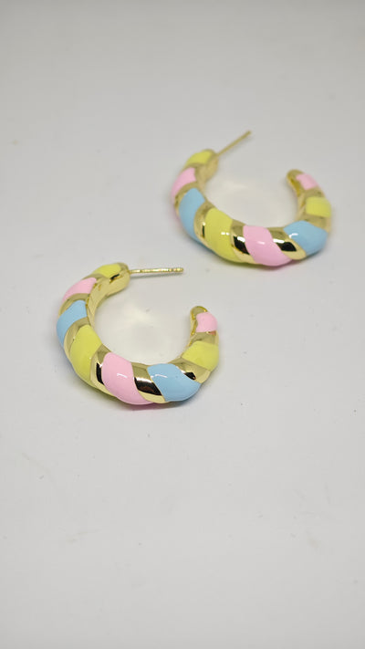 Veluare Prestige 14K Gold Pastel Büyük Macaron Twist Küpe