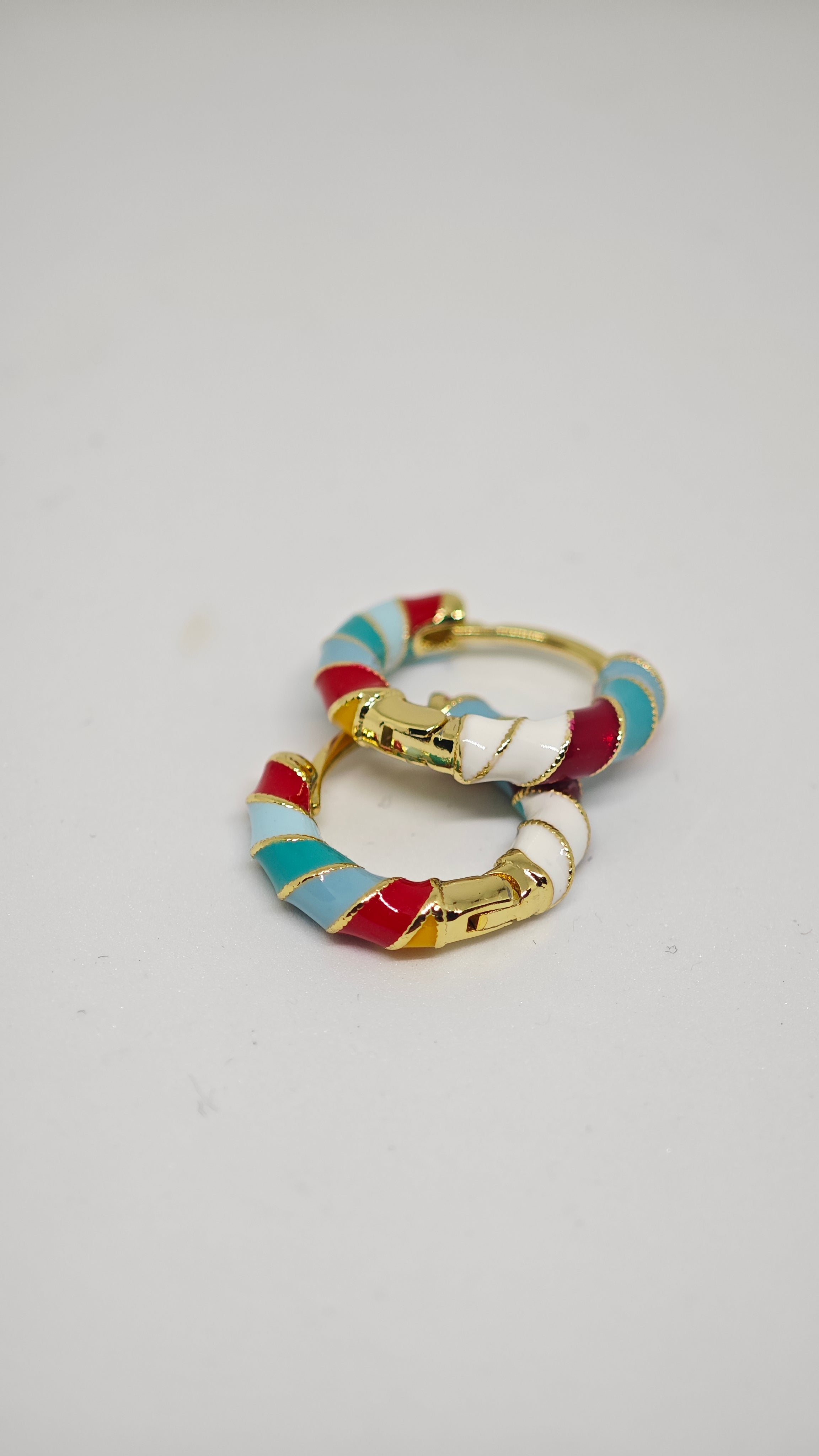 Veluare Prestige 14K Gold Riviera Twist Küpe