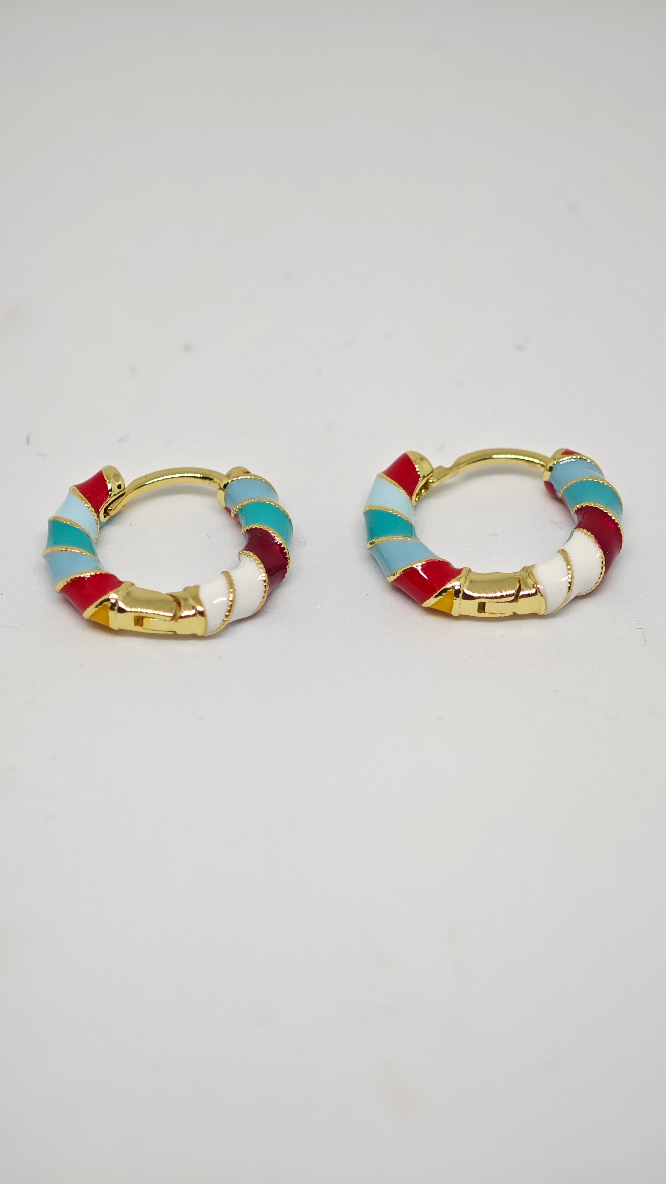 Veluare Prestige 14K Gold Riviera Twist Küpe