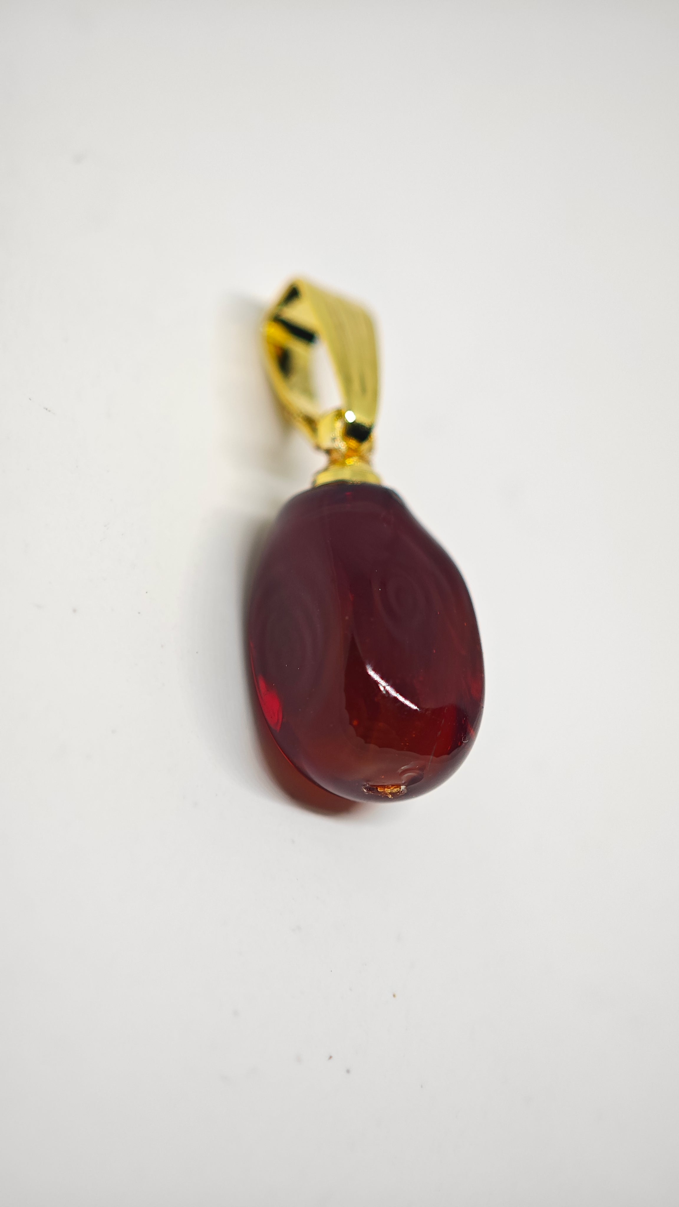 Veluare Everyday 14K Bordo Asimetrik Kolye Ucu