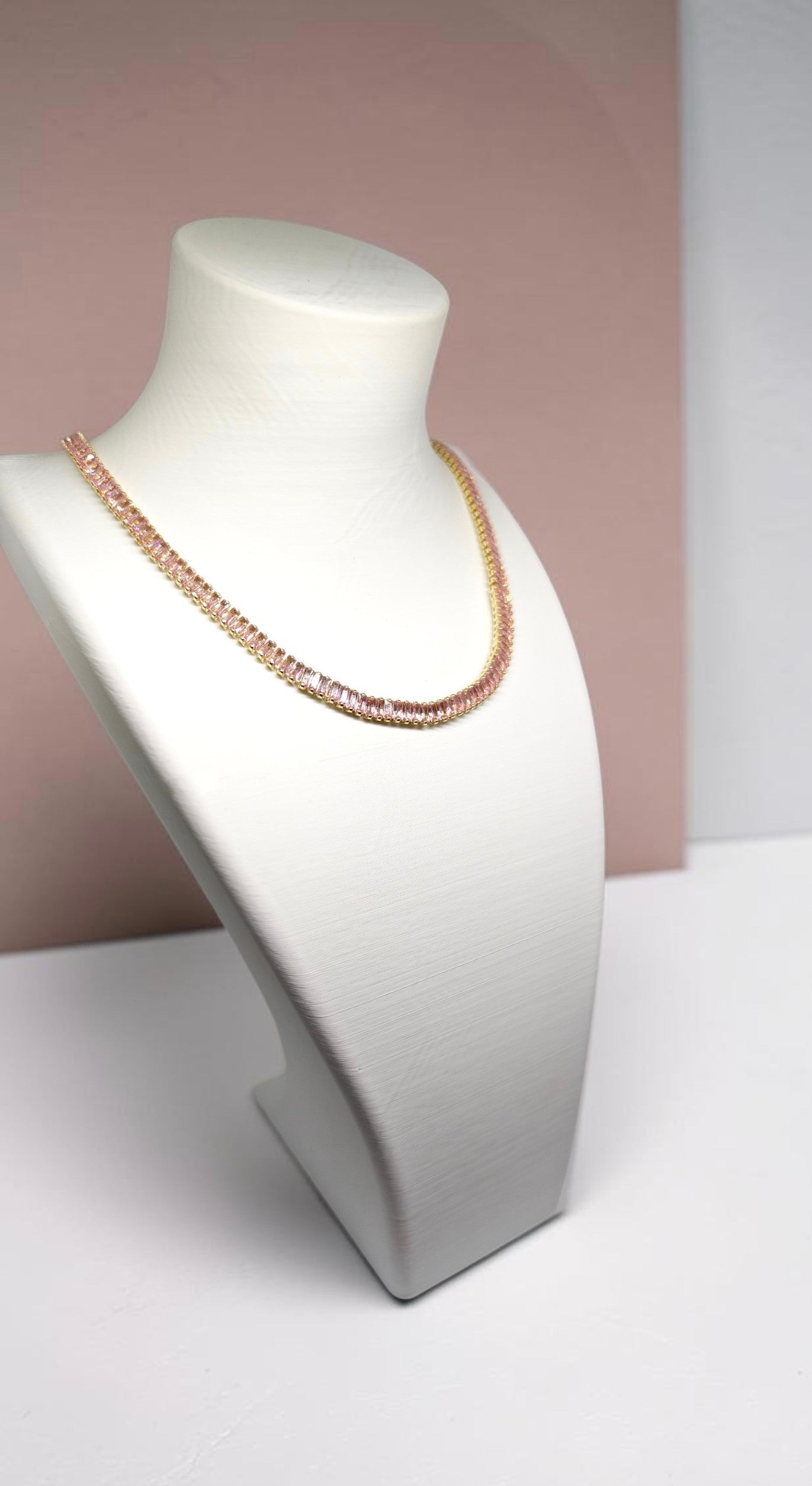 Veluare Diamond Effect Gold-Safir Işıltılı Kesintisiz Pembe Su Yolu Kolye